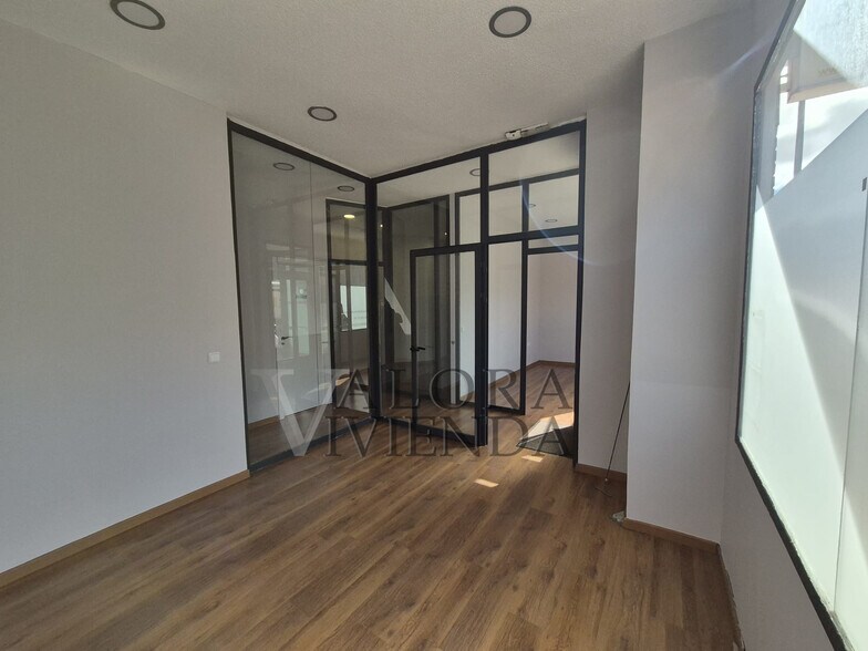 Retail in Alcorcón, Madrid to rent - Building Photo - Image 2 of 2