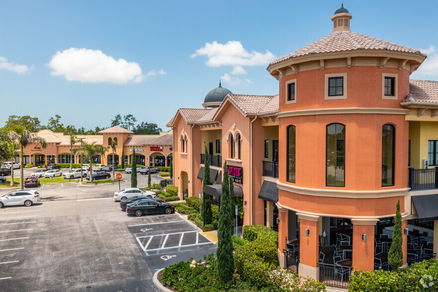 4280 Tamiami Trl E, Naples, FL for rent - Primary Photo - Image 3 of 3