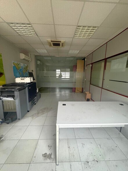 Office / Retail in Azuqueca de Henares, Guadalajara to rent - Interior Photo - Image 3 of 3