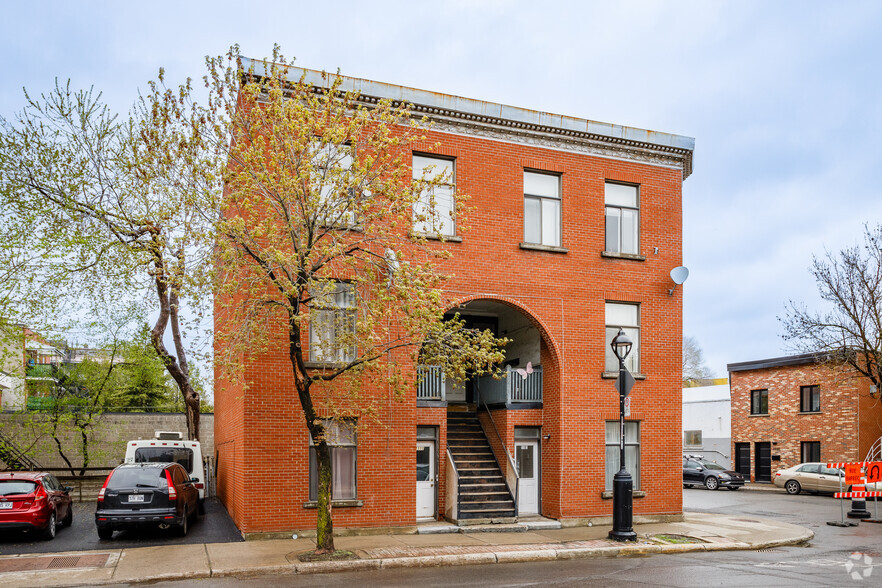 1101-1111 Rue De Montmorency, Montréal, QC for sale - Building Photo - Image 2 of 2