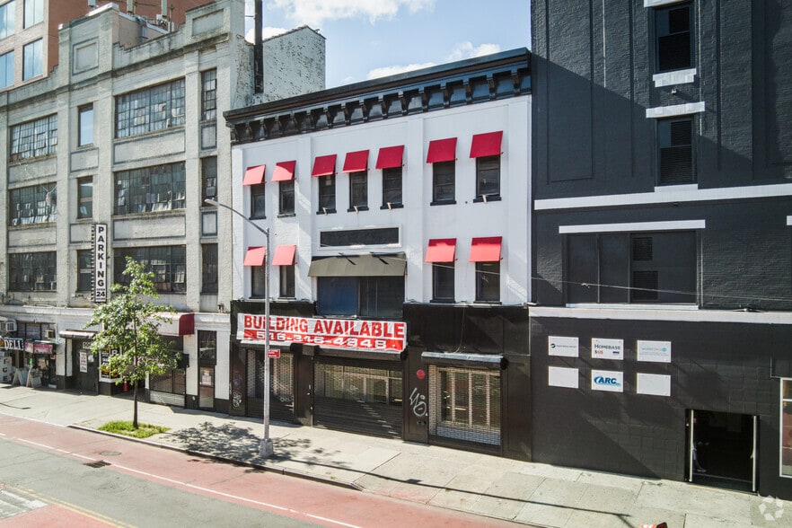 512 W 181st St, New York, NY to rent - Building Photo - Image 3 of 15