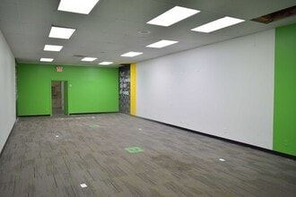 1004 Bankhead Hwy, Carrollton, GA to rent Interior Photo- Image 1 of 1