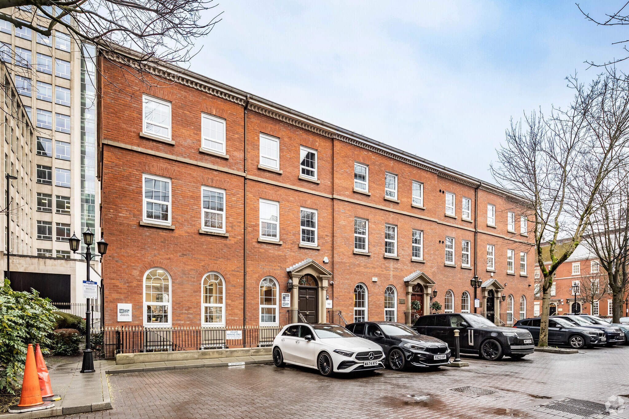 1-6 Oxford Ct, Manchester for sale Primary Photo- Image 1 of 1