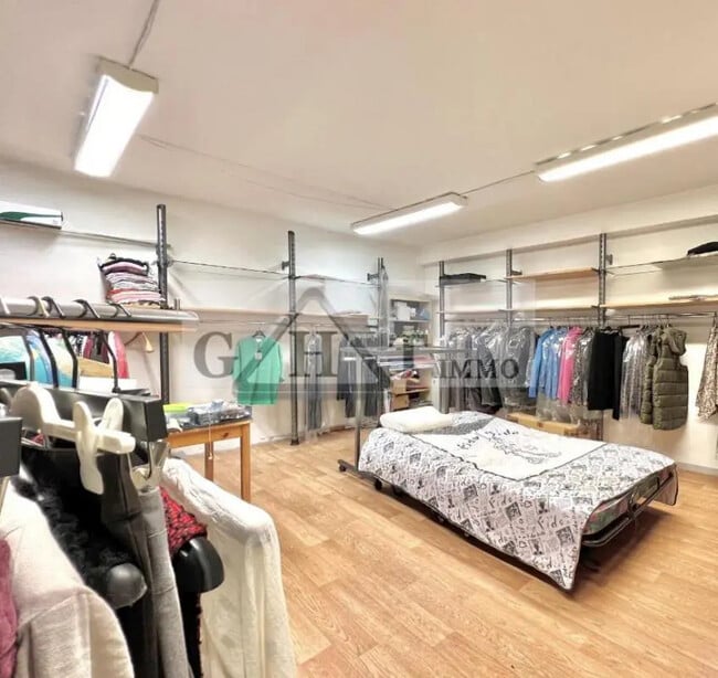 Vente Entrepôt 90 m²