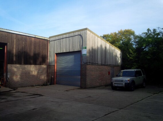 Chilmington Green, Great Chart to rent - Building Photo - Image 3 of 5