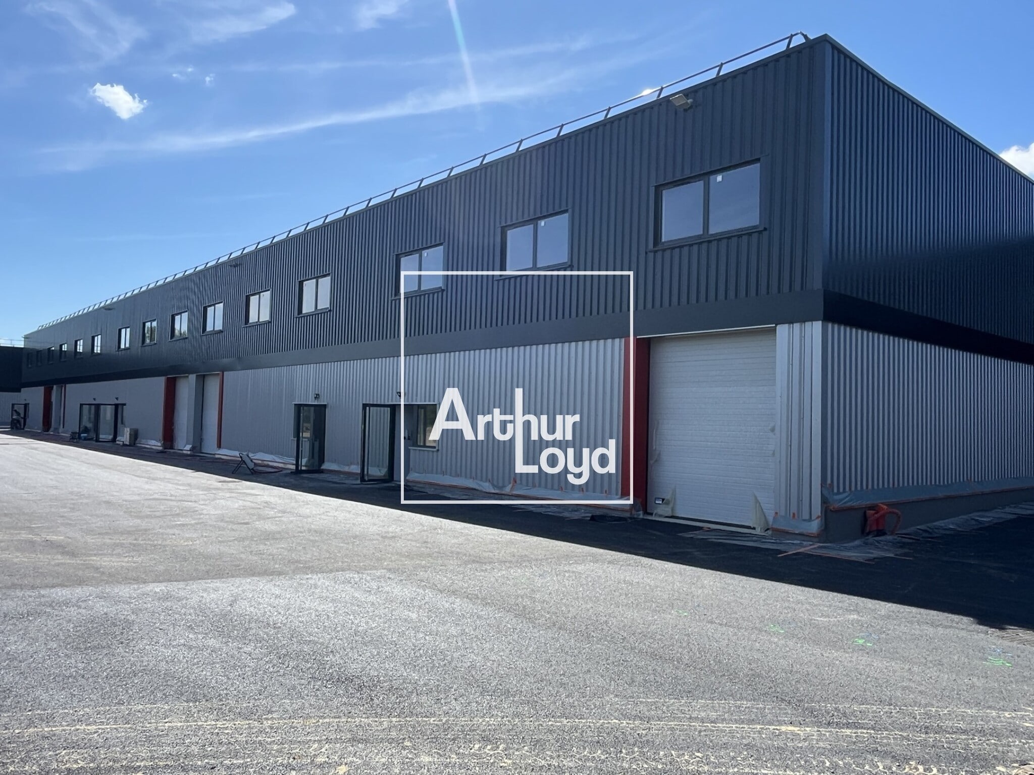 Industrial in Bruguières to rent Building Photo- Image 1 of 12