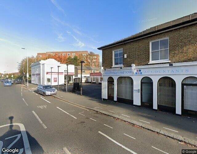 81-82 Portsmouth Rd, Surbiton to rent Building Photo- Image 1 of 6