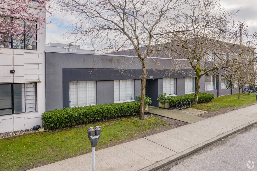 1684 W 2nd Ave, Vancouver, BC for sale - Primary Photo - Image 1 of 1