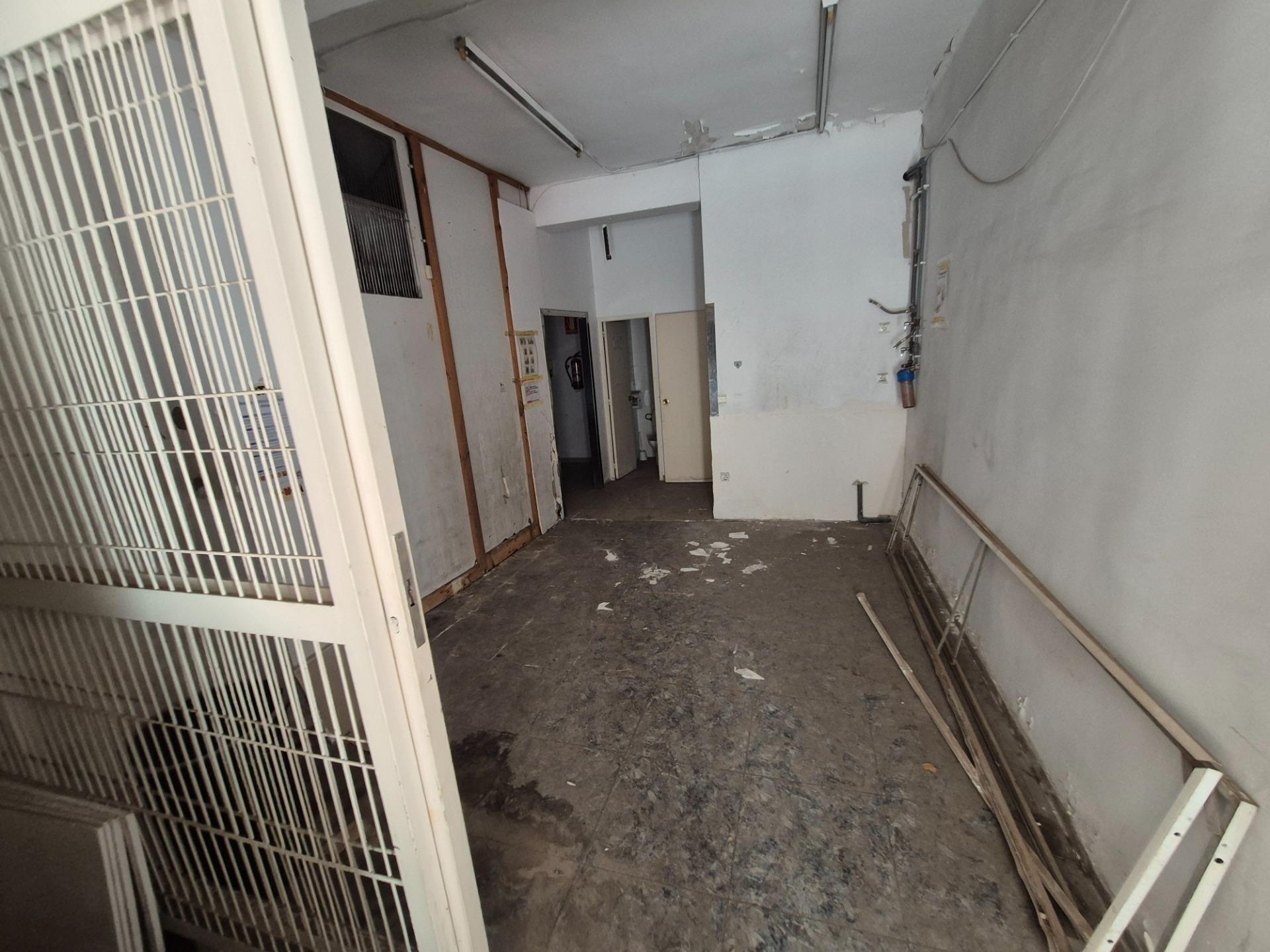 Retail in Elda, Alicante for sale Interior Photo- Image 1 of 20