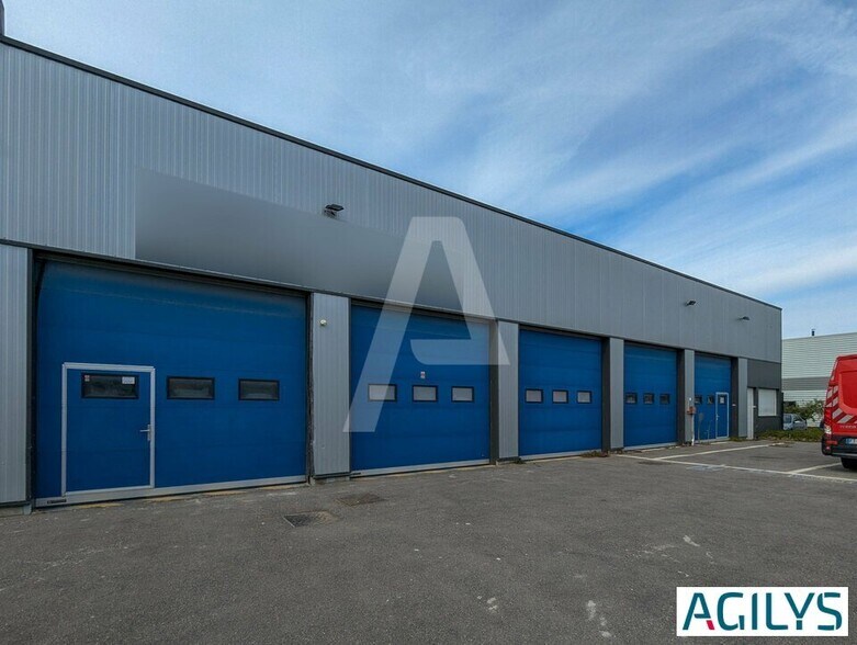 Light Industrial in Guibeville for sale - Building Photo - Image 2 of 12