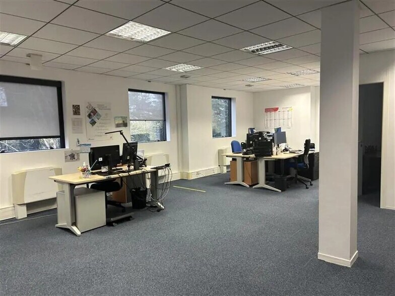 Office in Dijon to rent - Building Photo - Image 2 of 9