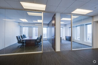 190 S La Salle St, Chicago, IL to rent Interior Photo- Image 1 of 3