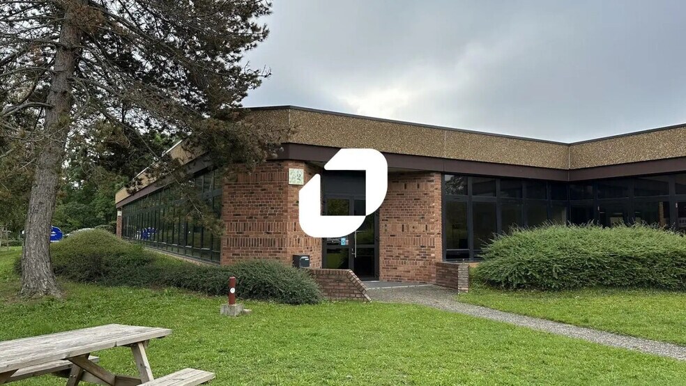 6 B Rue Du Tanin, Lingolsheim to rent - Building Photo - Image 3 of 18