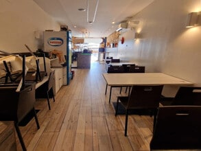 Retail in Badalona, Barcelona to rent Interior Photo- Image 2 of 9