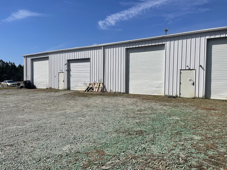 140 Crouch Commercial Ct, Irmo, SC for rent - Building Photo - Image 2 of 13