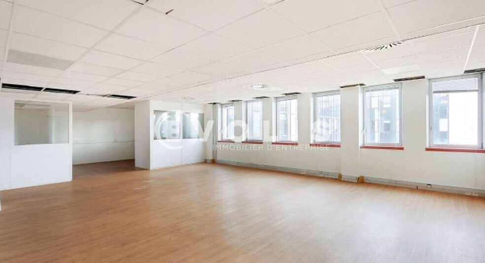 53 Boulevard De Stalingrad, Malakoff for sale - Building Photo - Image 3 of 17