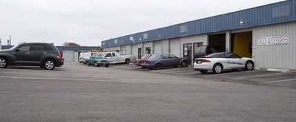 3427-3433 W Kingsley Rd, Garland, TX for rent Building Photo- Image 1 of 6