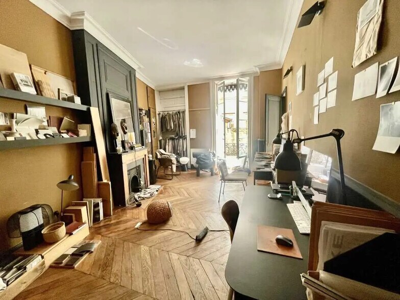 Office in Lyon to rent - Interior Photo - Image 3 of 4