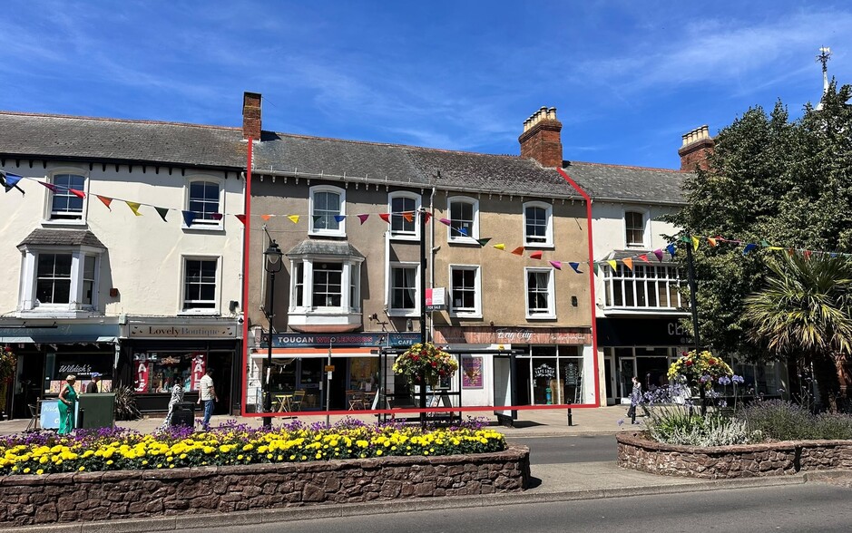 3-5 The Parade, Minehead for sale - Building Photo - Image 1 of 10