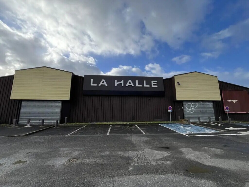 Location Commerce 380 m² à 760 m² - Photo 1
