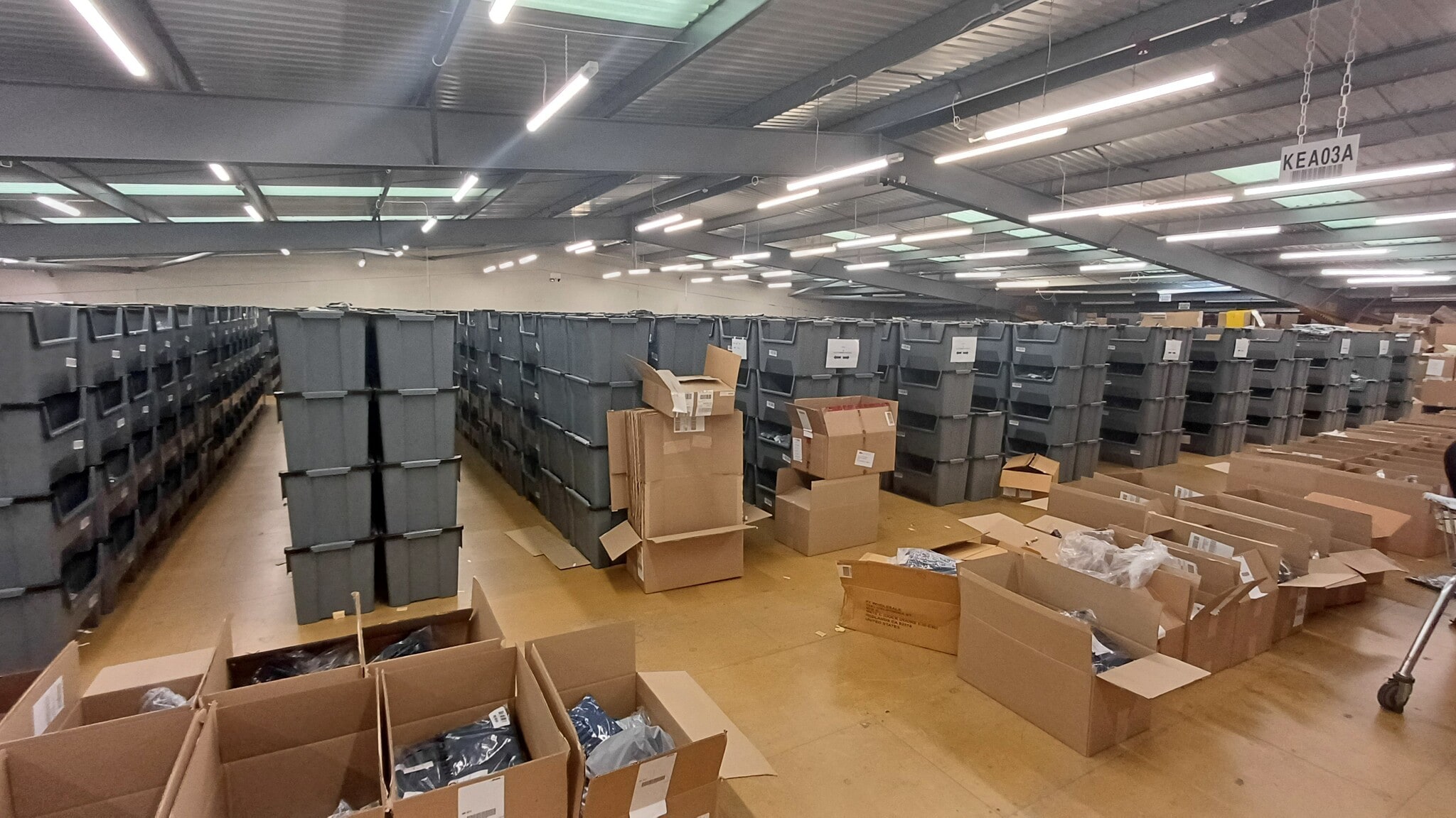 Fenton Way, Basildon to rent Interior Photo- Image 1 of 4