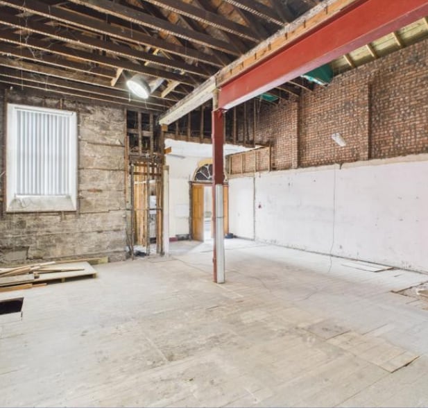 51 John St, Montrose for sale - Interior Photo - Image 3 of 5