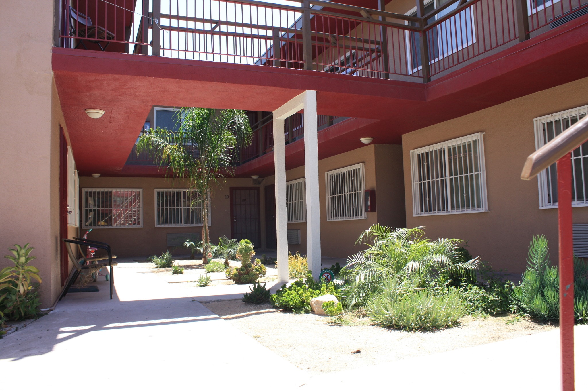 Pumalo Apartments San Bernardino