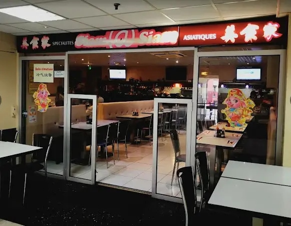 Retail in Paris for sale - Building Photo - Image 1 of 7