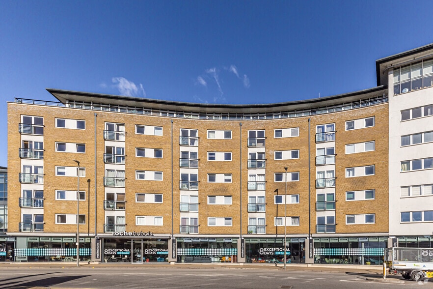 Smugglers Way, London, SW18 1AZ - Omega House | LoopNet UK