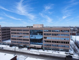 More details for 35 Rue De Port-Royal E, Montréal, QC - Office to Rent