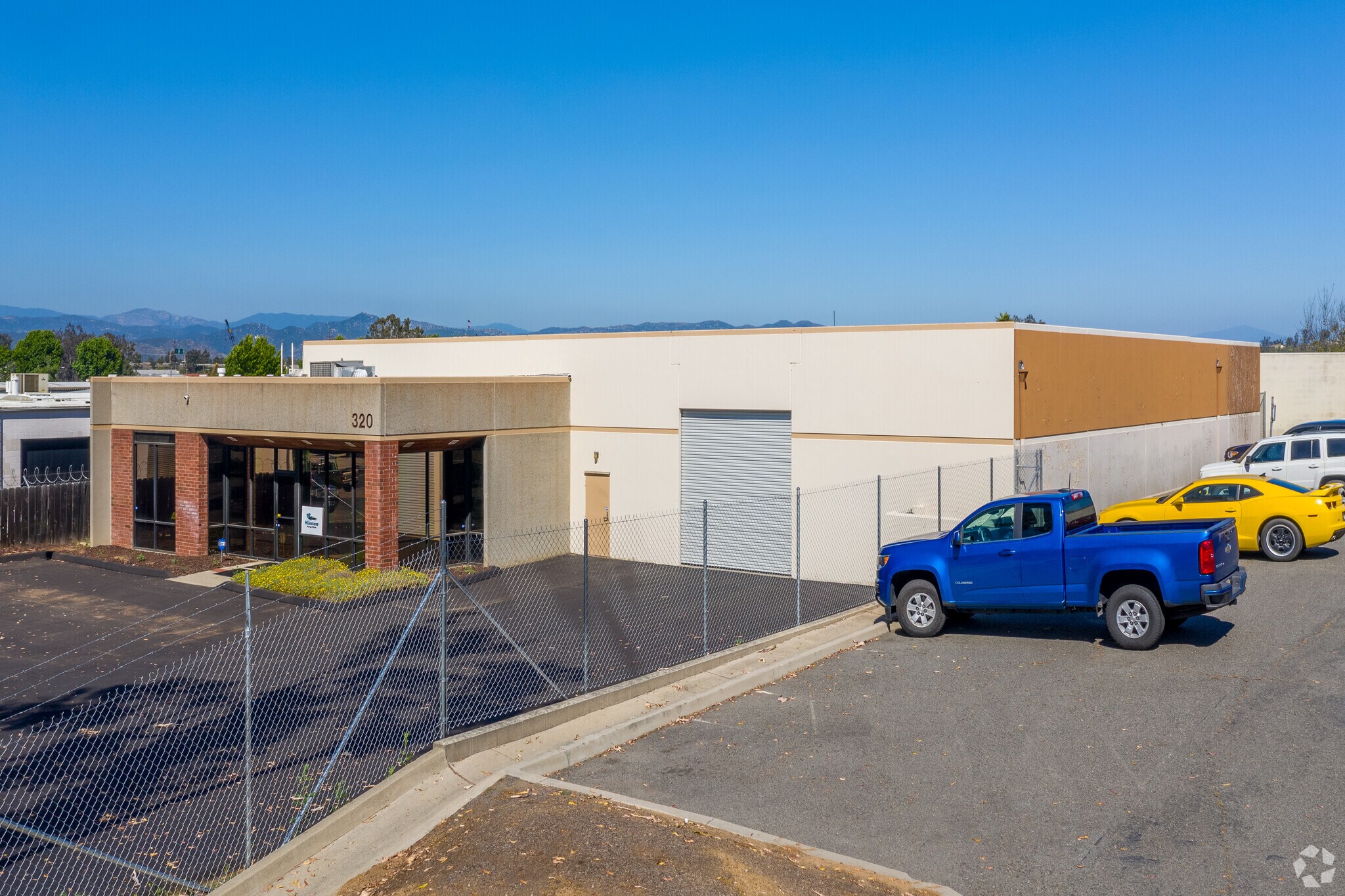 320 N Market Pl, Escondido, CA for sale Primary Photo- Image 1 of 1