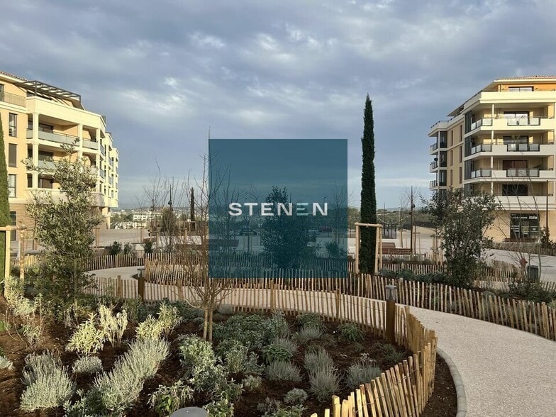 Retail in Aix-en-Provence for sale - Building Photo - Image 2 of 5