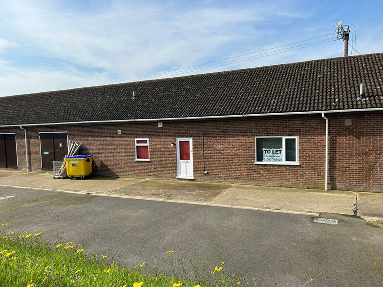 Ashwellthorpe Industrial Estate, Ashwellthorpe for rent - Building Photo - Image 2 of 3