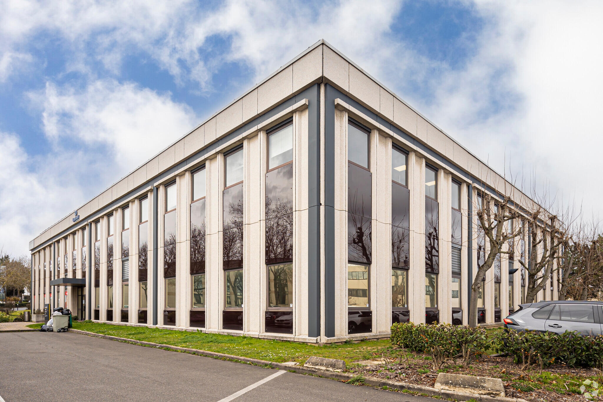 3 Rue Georges Besse, Antony to rent Building Photo- Image 1 of 22