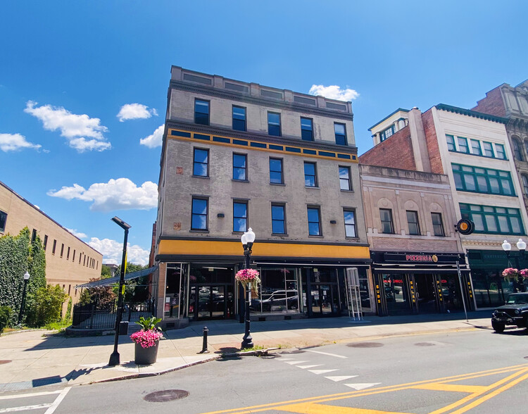 59-61 N Pearl St, Albany, NY for rent - Building Photo - Image 1 of 7