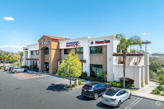 31581 Canyon Estates Dr, Lake Elsinore, CA for rent Building Photo- Image 1 of 2