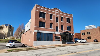 1120 S Boston Ave, Tulsa, OK for rent Building Photo- Image 1 of 8