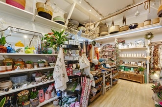 11 Flask Walk, London to rent Interior Photo- Image 1 of 5