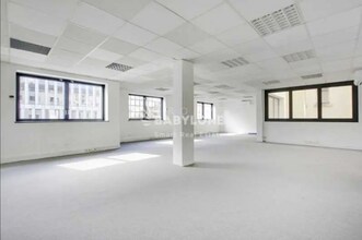 26 Rue Anatole France, Levallois-Perret to rent Interior Photo- Image 2 of 9