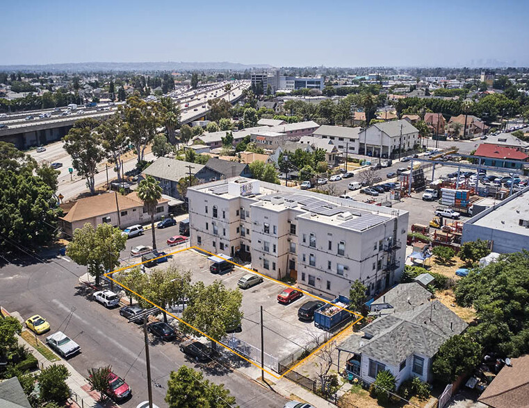 1627 Oak St, Los Angeles, CA for sale - Building Photo - Image 1 of 1