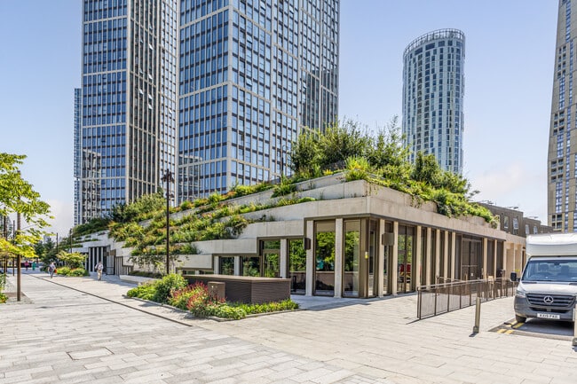 More details for 6 Carnation Way, London - Retail to Rent