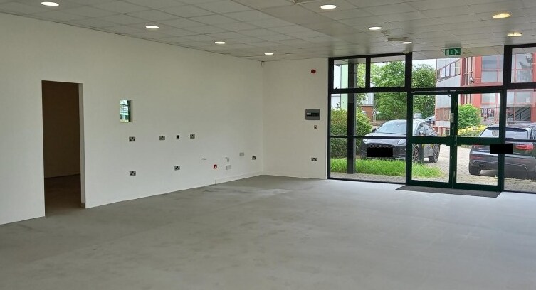 Linnell Way, Kettering to rent - Building Photo - Image 3 of 6