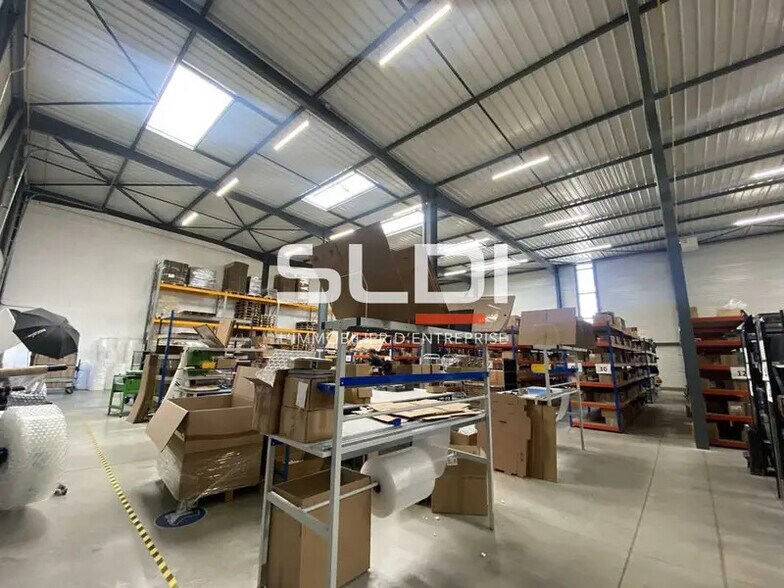Light Industrial in Saint-Priest to rent - Building Photo - Image 2 of 6