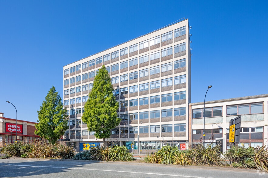 32 Eyre St, Sheffield to rent - Building Photo - Image 2 of 12