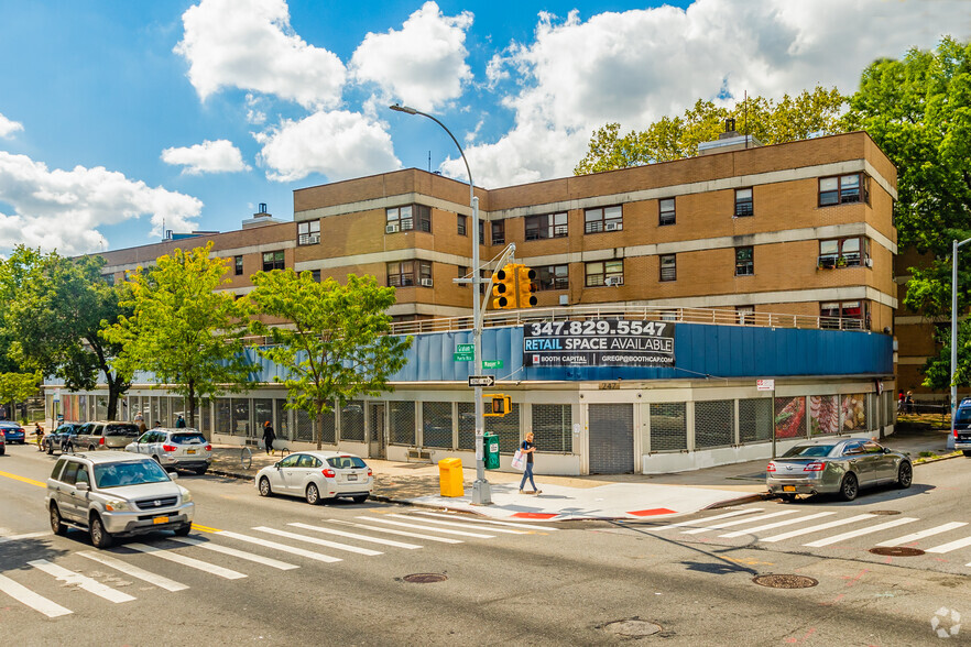 229-247 Graham Ave, Brooklyn, NY for sale - Primary Photo - Image 1 of 1