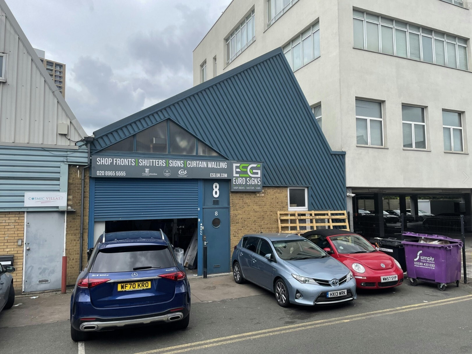 17 Cumberland Ave, London to rent Building Photo- Image 1 of 2