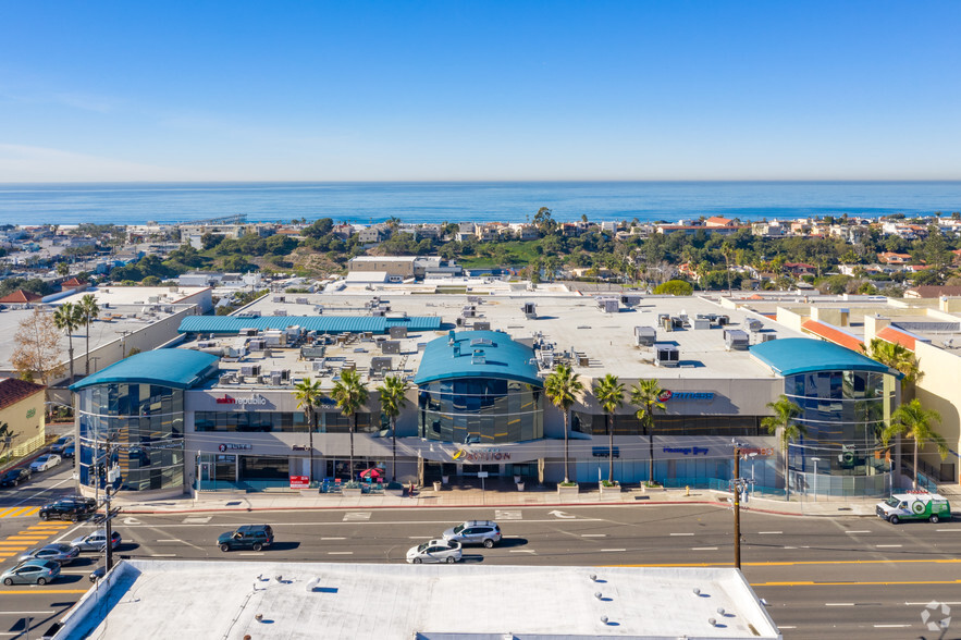 1601 Pacific Coast Hwy, Hermosa Beach, CA for rent - Building Photo - Image 2 of 16