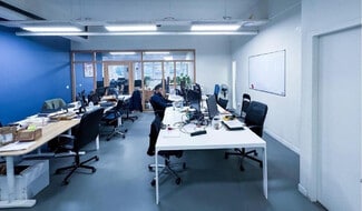 More details for 21 Rue Médéric, Clichy - Office to Rent