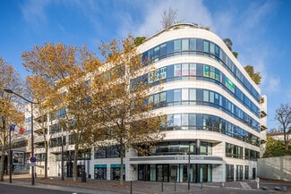 More details for 1 Boulevard Victor, Paris - Office to Rent