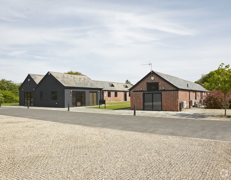 Langham Ln, Langham to rent - Building Photo - Image 3 of 4